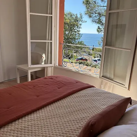 Maison Le Trayas 펜션 테울쉬르메르